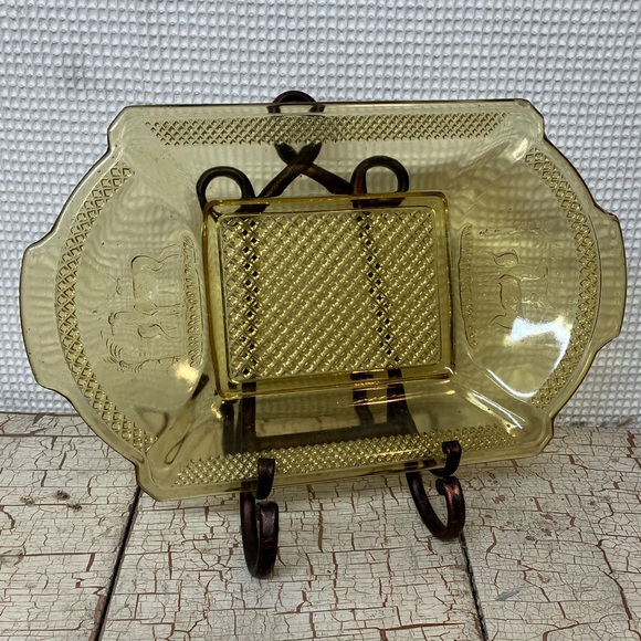 Other - McKee & Bros. Bread tray.